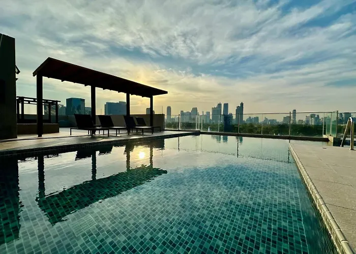 Elegant & Rise 2 Bedrooms 아파트 방콕
