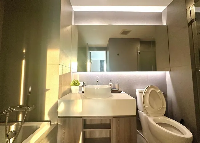 Elegant & Rise 2 Bedrooms *
