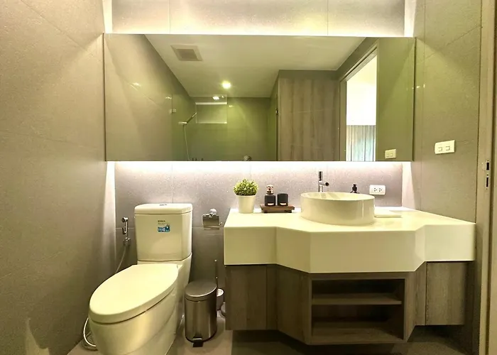 Elegant & Rise 2 Bedrooms *