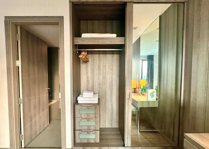 아파트 Elegant & Rise 2 Bedrooms 방콕