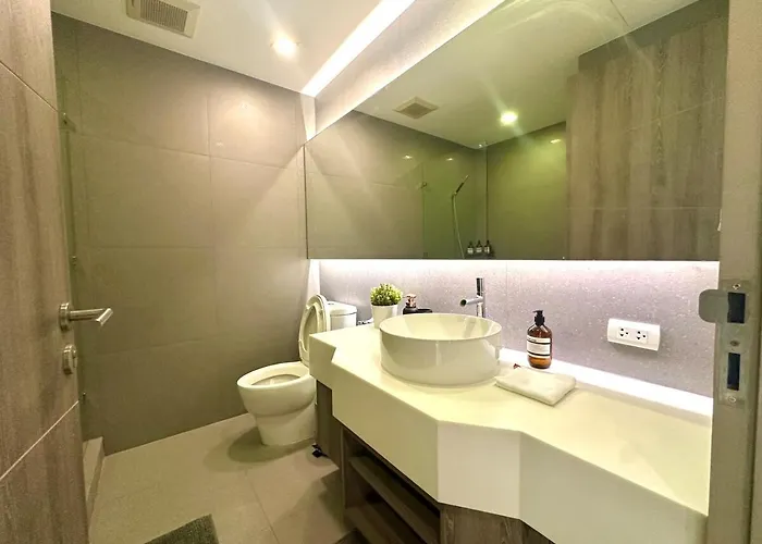 Elegant & Rise 2 Bedrooms 아파트 *